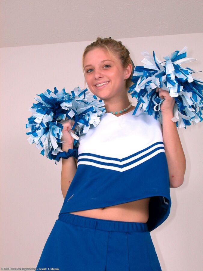 Amyamyamy blaue Cheerleaderin in Socken