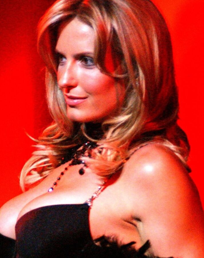 SOCIEDAD DE APRECIACIÓN DE PENNY LANCASTER