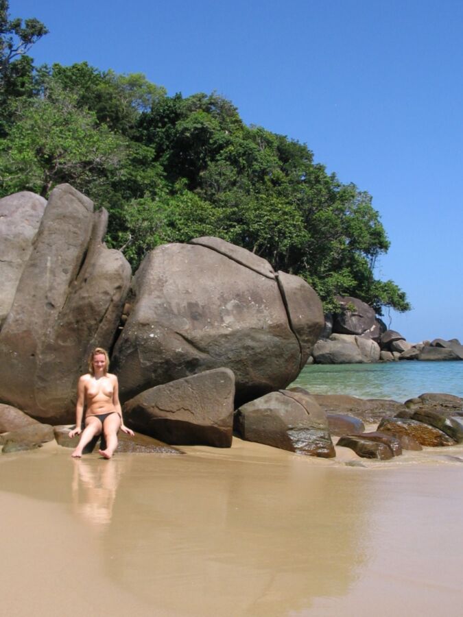 Blonde amateur posing on vacation