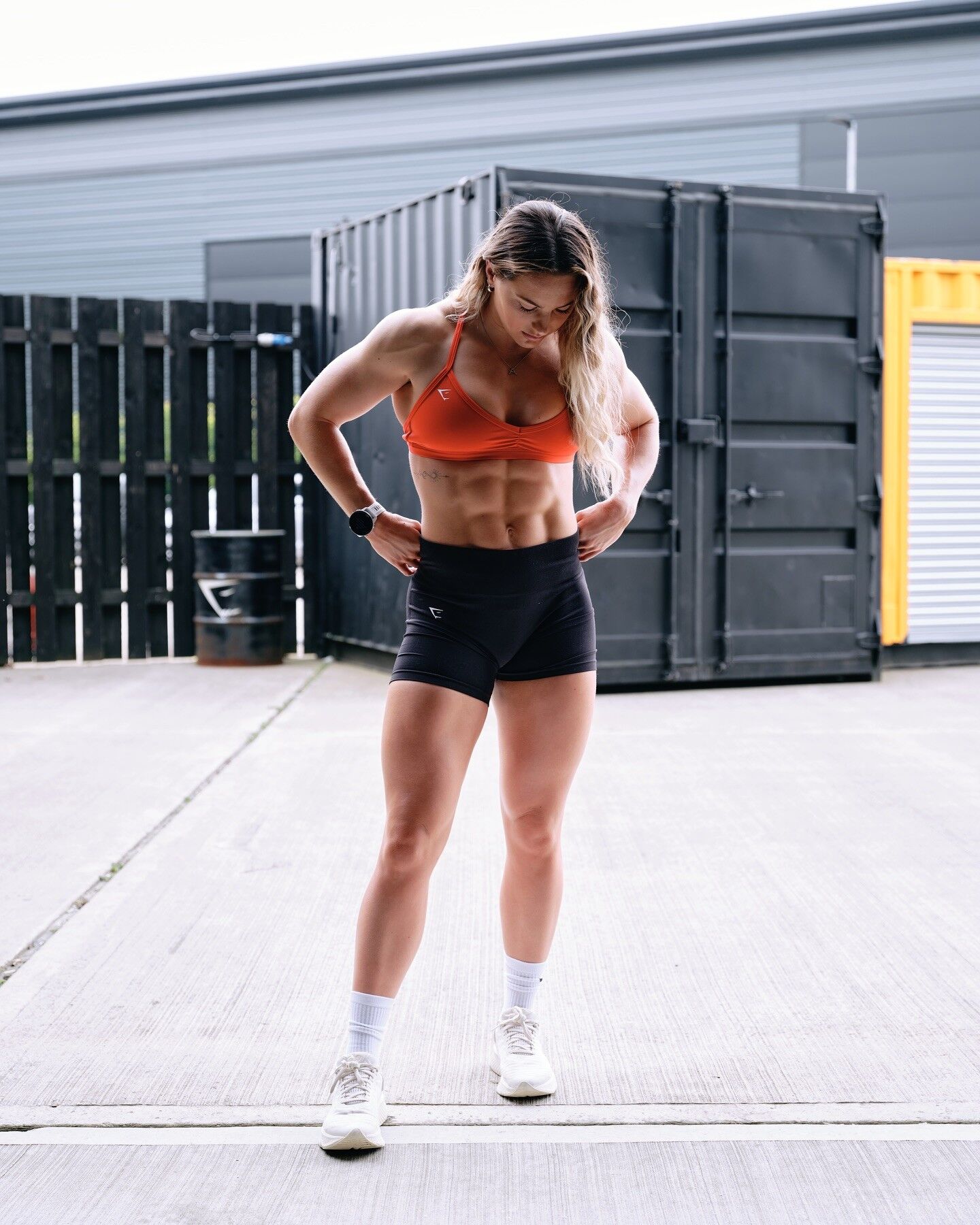 Mujeres adictas al gimnasio que te destruirán