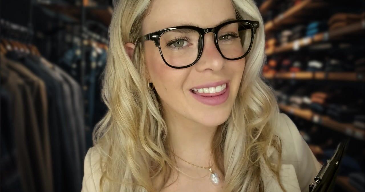 Scottish Murmurs ASMR Adaptação de terno pessoal Lauren Woods