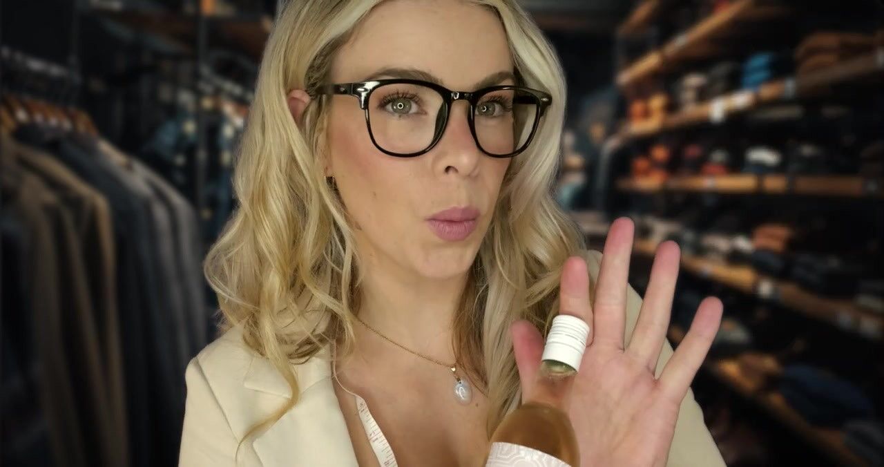 Scottish Murmurs ASMR Adaptação de terno pessoal Lauren Woods