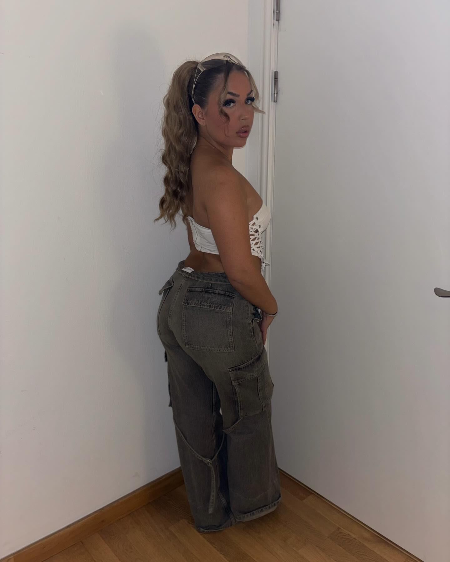 Iraqi bimbo in sweden