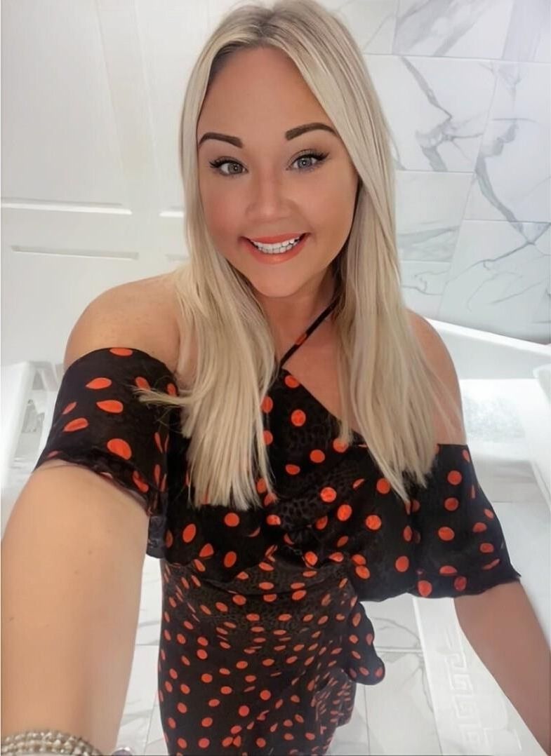 Blonde Milf Selfie