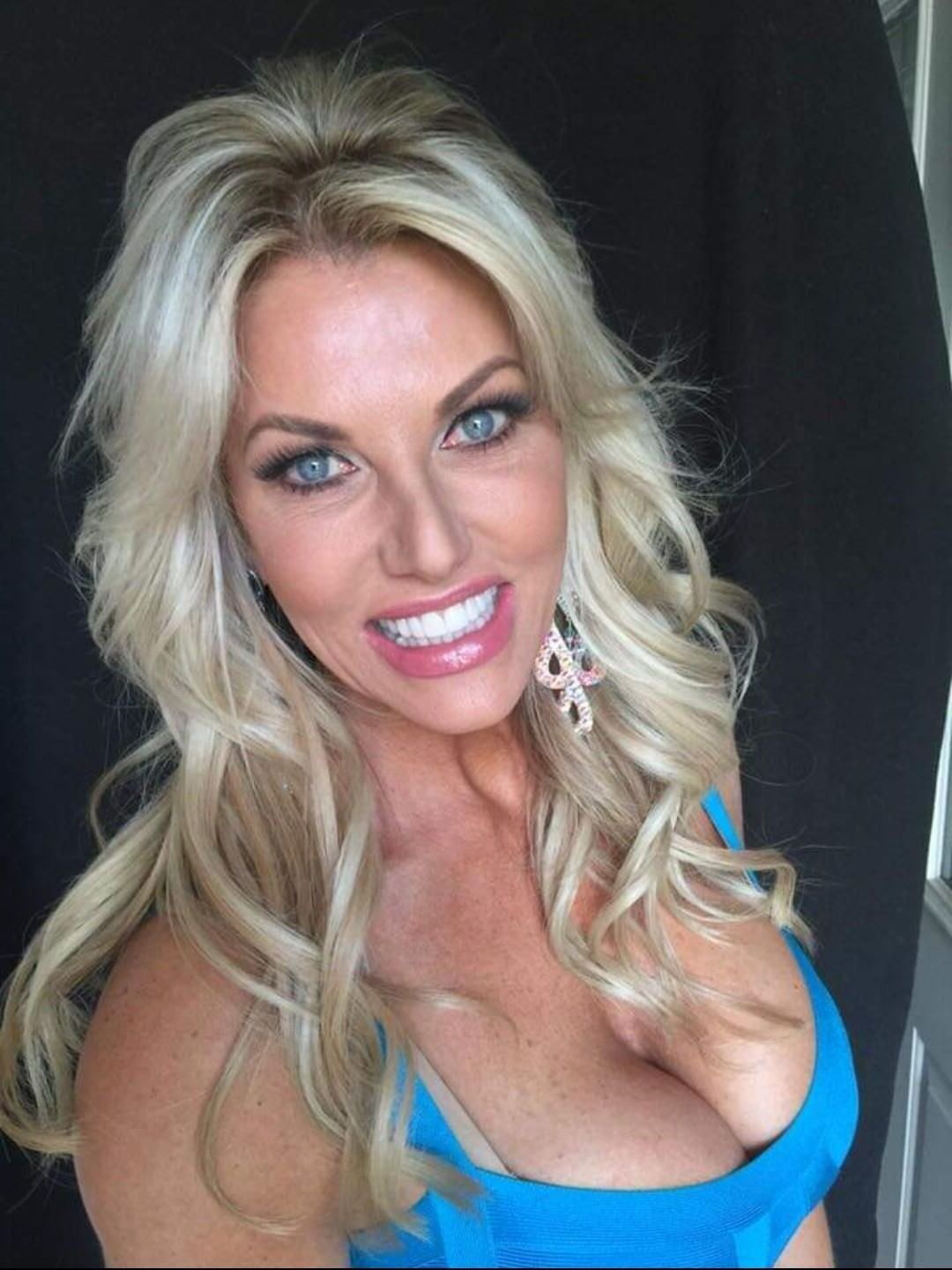 I Love Real Bimbo Milf Moms #9