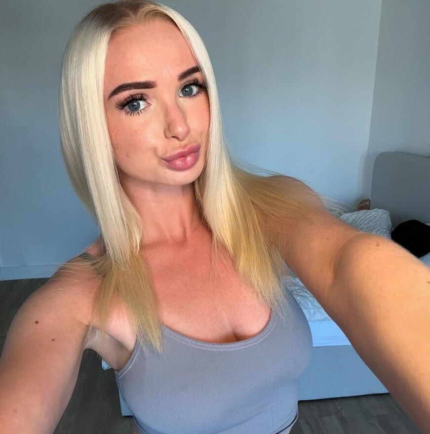 Chelsea Blonde 1