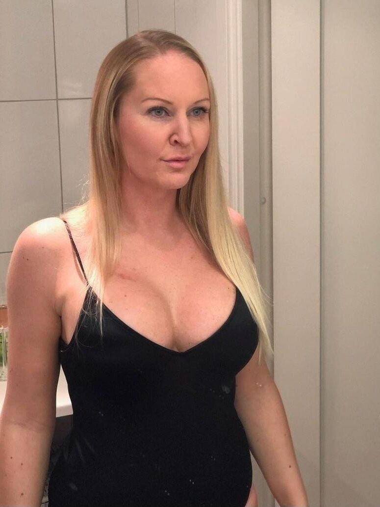 Schwedische MILF