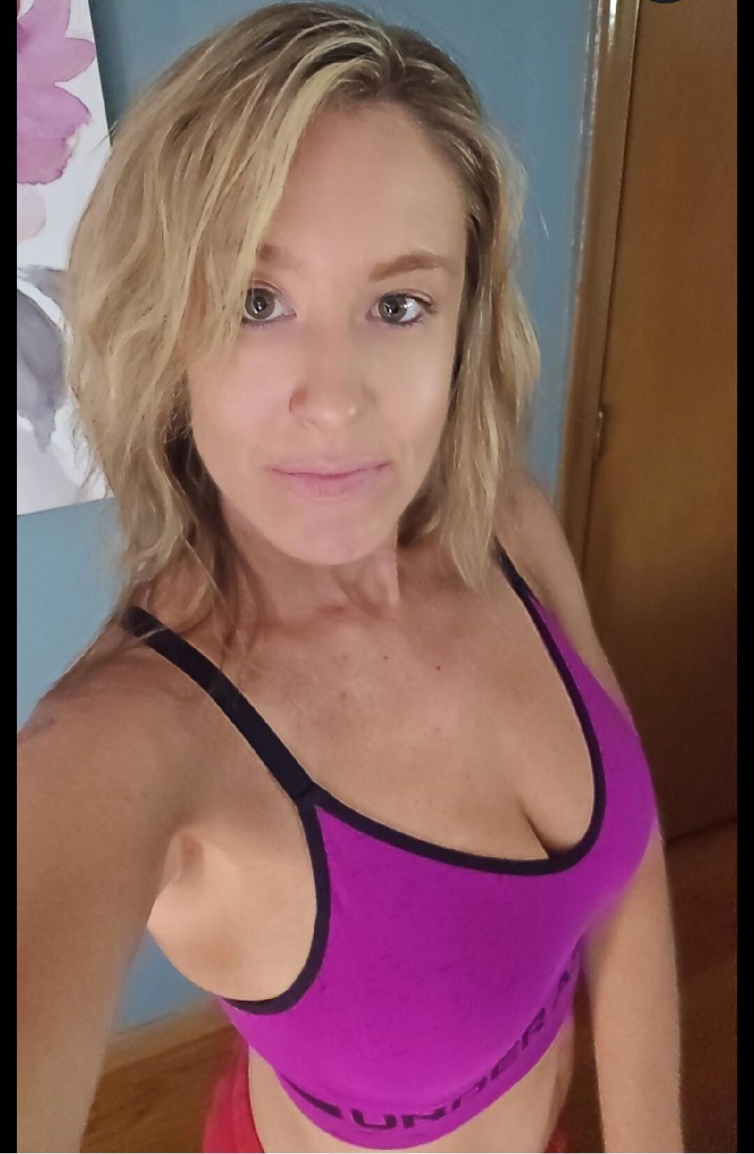 Vollbusige MILF