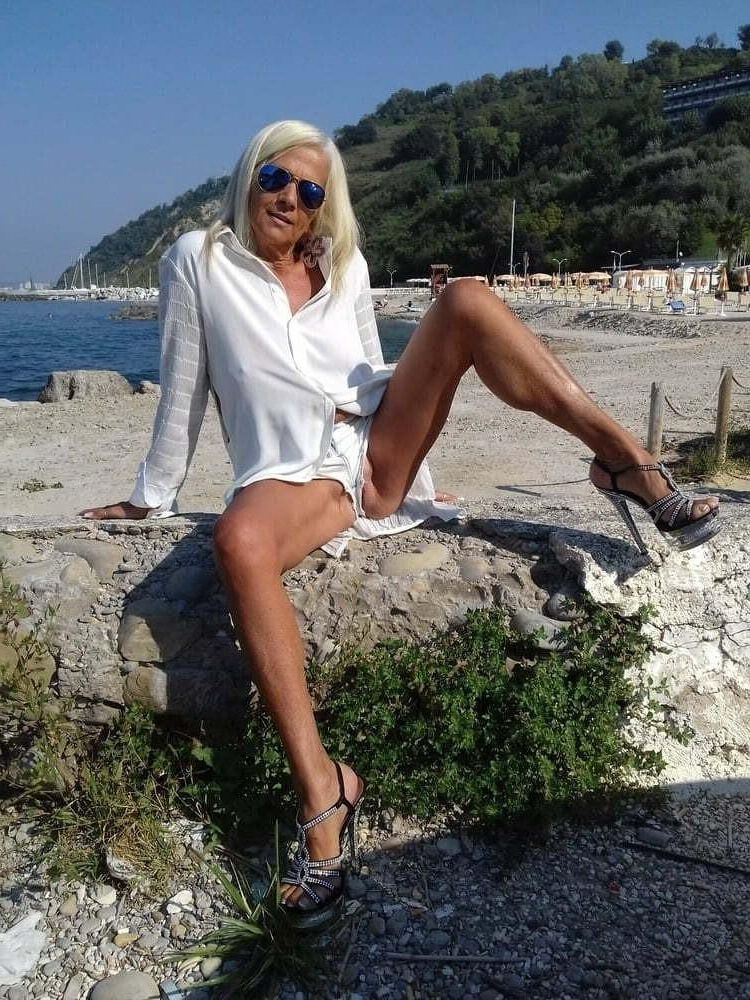 Italienische Schlampe MILF