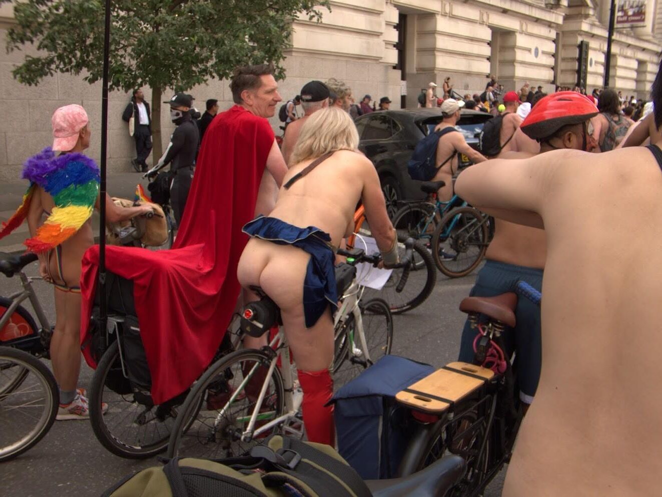 Зрелая блондинка WNBR