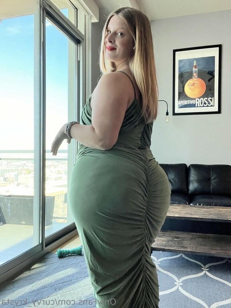 CurvyKrista Huge Ass Beauty Blonde Milf Mixed Hot Shots