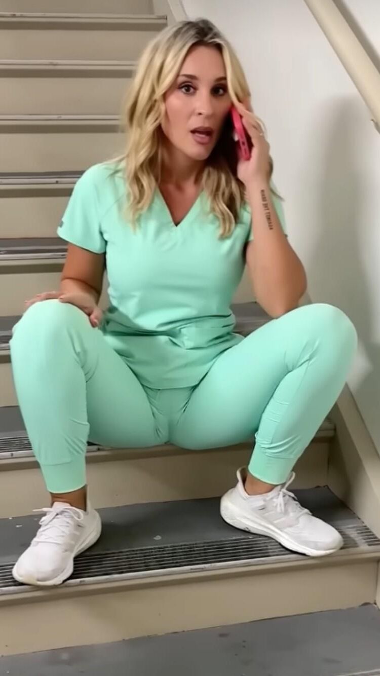 Sexy harte Zeit bei der Arbeit mit der Krankenschwester