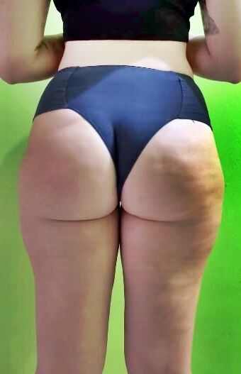 SCHLAMPE PAWG CELLULITE ARSCH