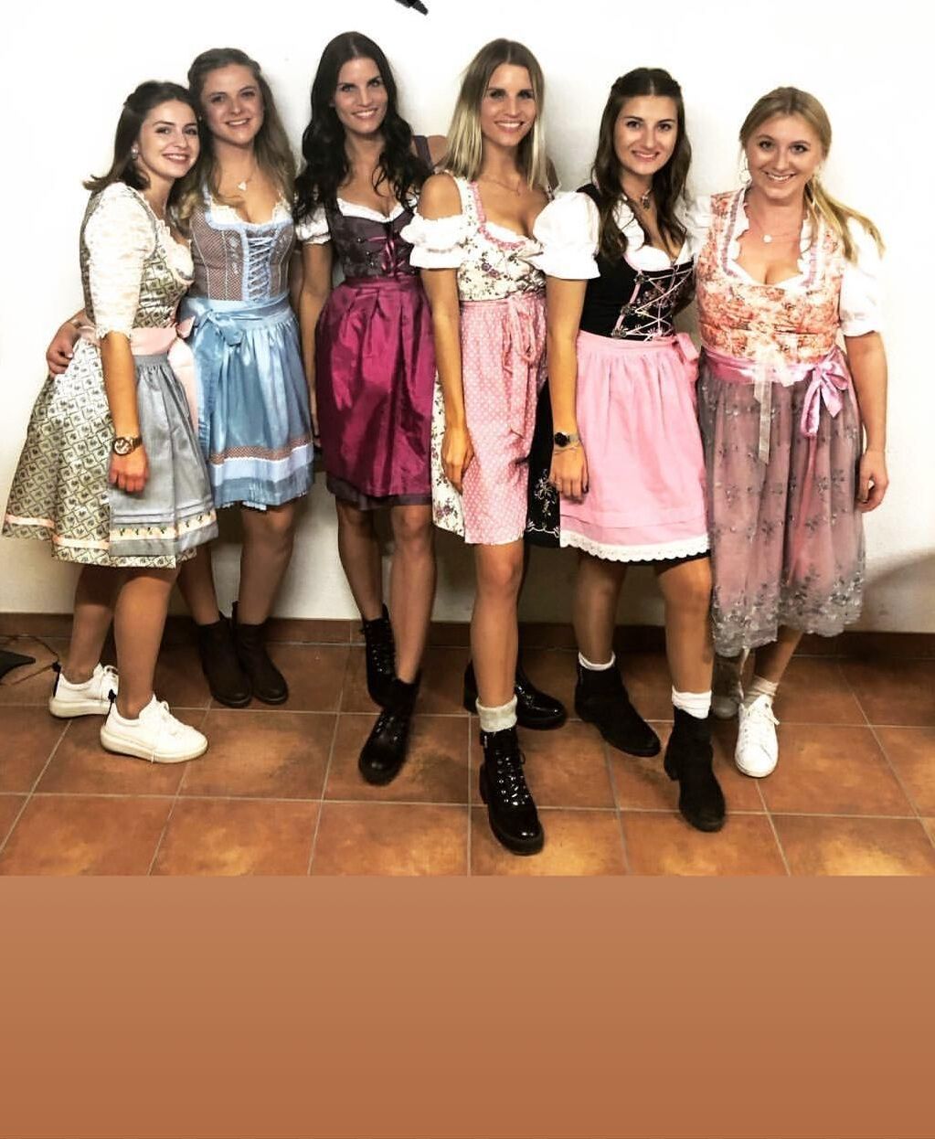 Wichsvorlagen Oktoberfest Bier Dirndl wiesn spécial, plus ?