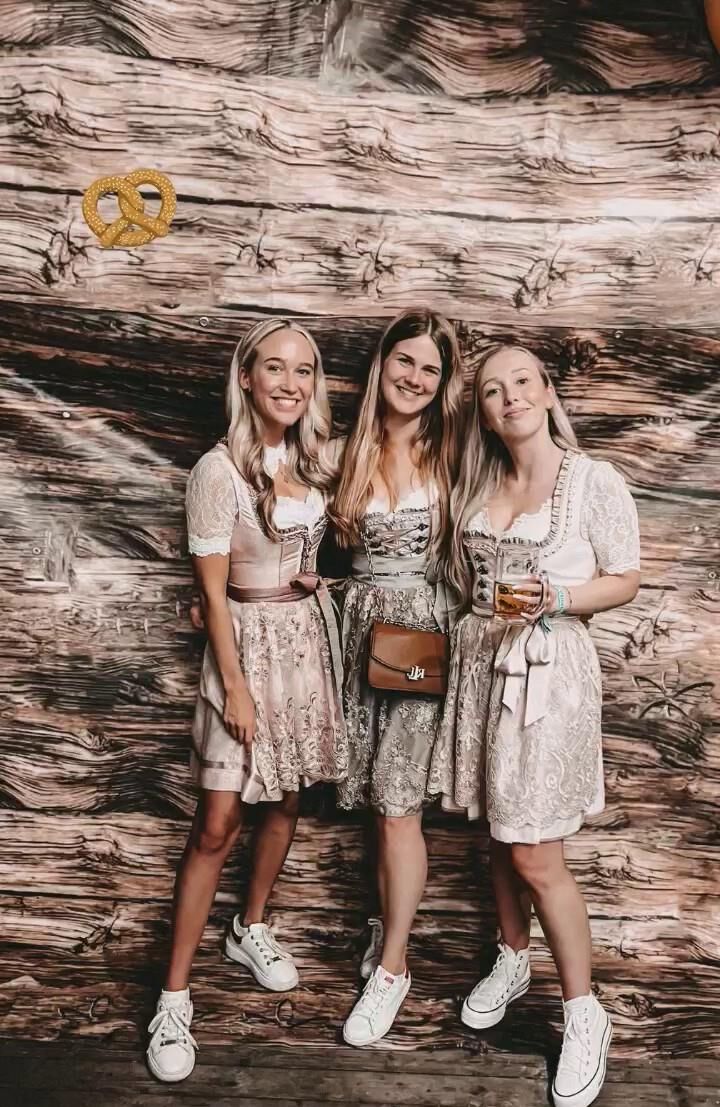 Wichsvorlagen Oktoberfest Bier Dirndl wiesn spécial, plus ?