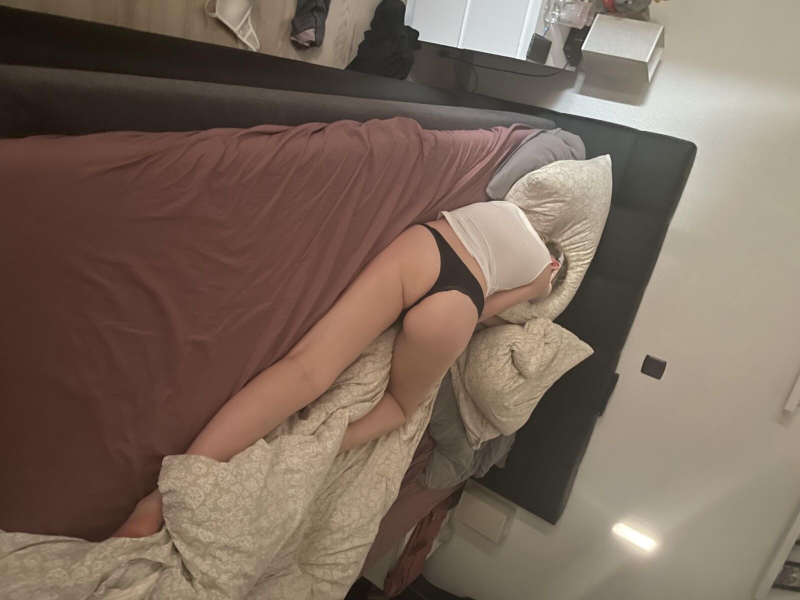 Sleeping skinny unaware girlfriend tiny tits 