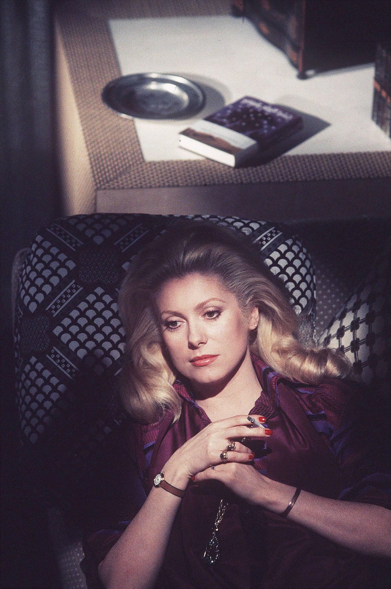 Nails Catherine Deneuve