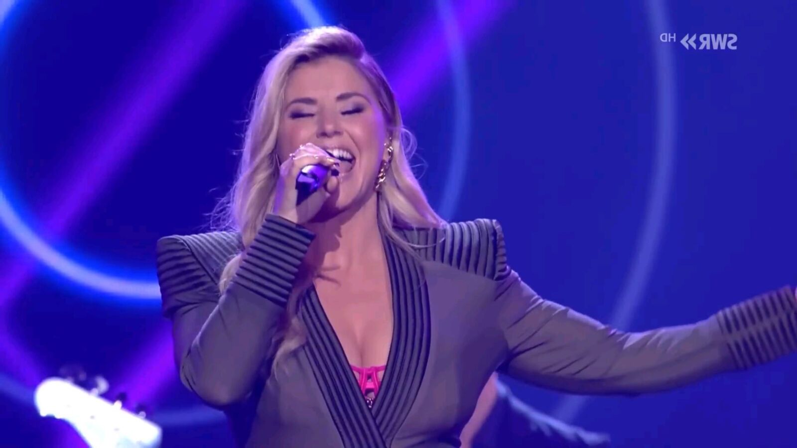 Die Beatrice Egli Fick und Wichs Show