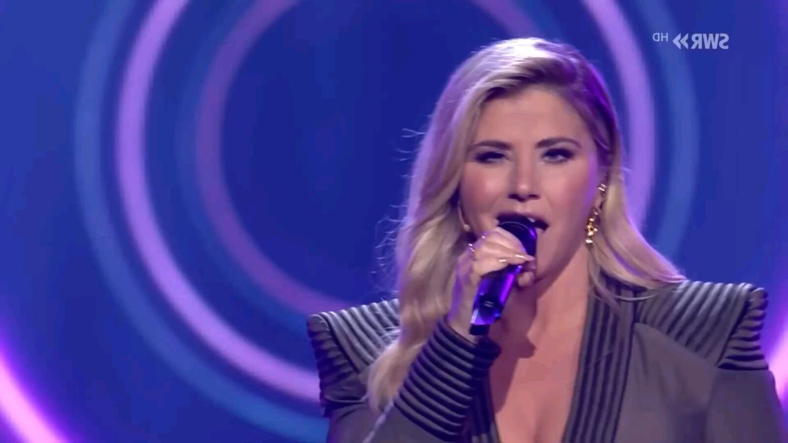 Die Beatrice Egli Fick und Wichs Show