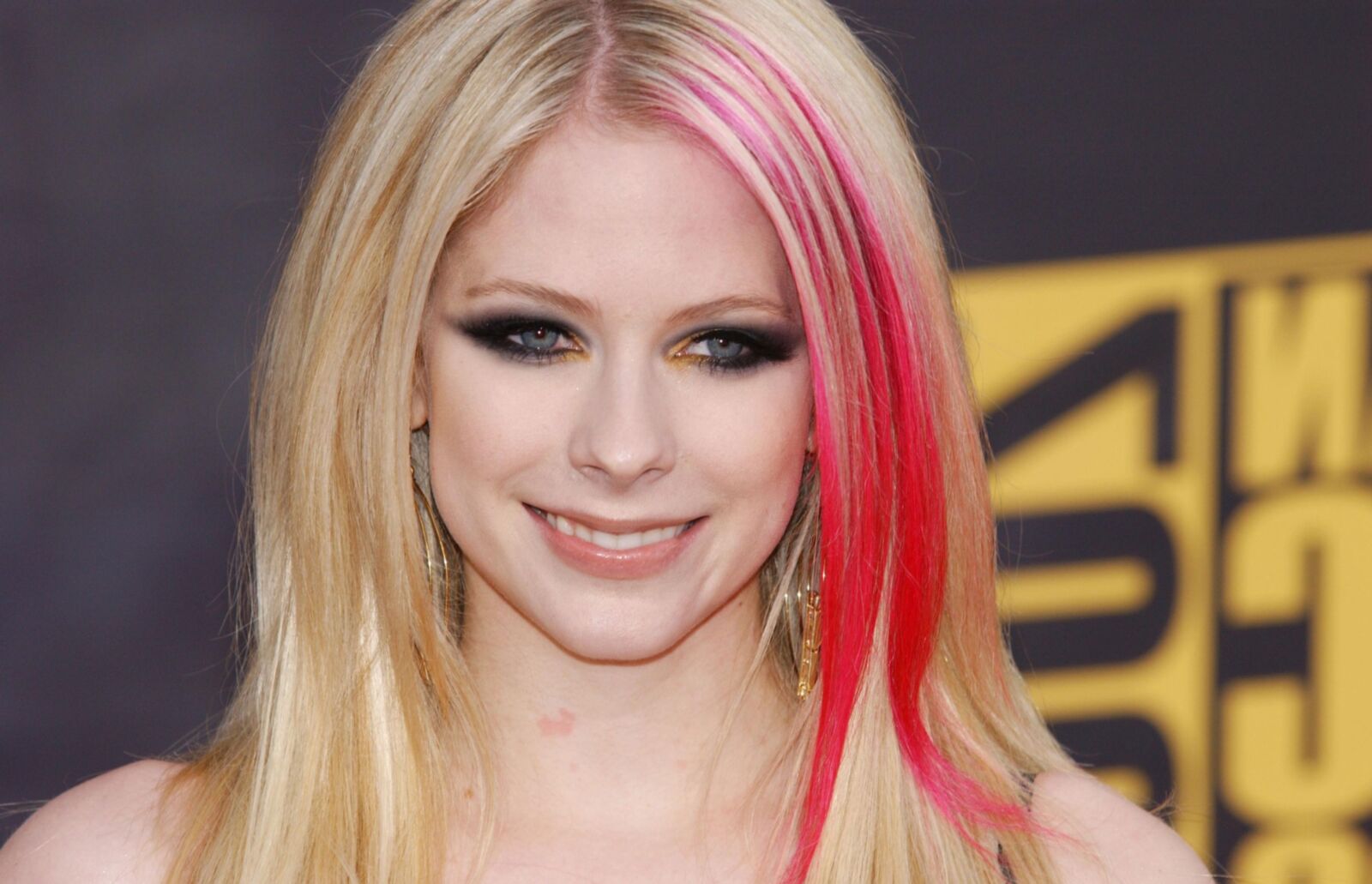 Avril Lavigne, la plus jolie fille de tous les temps