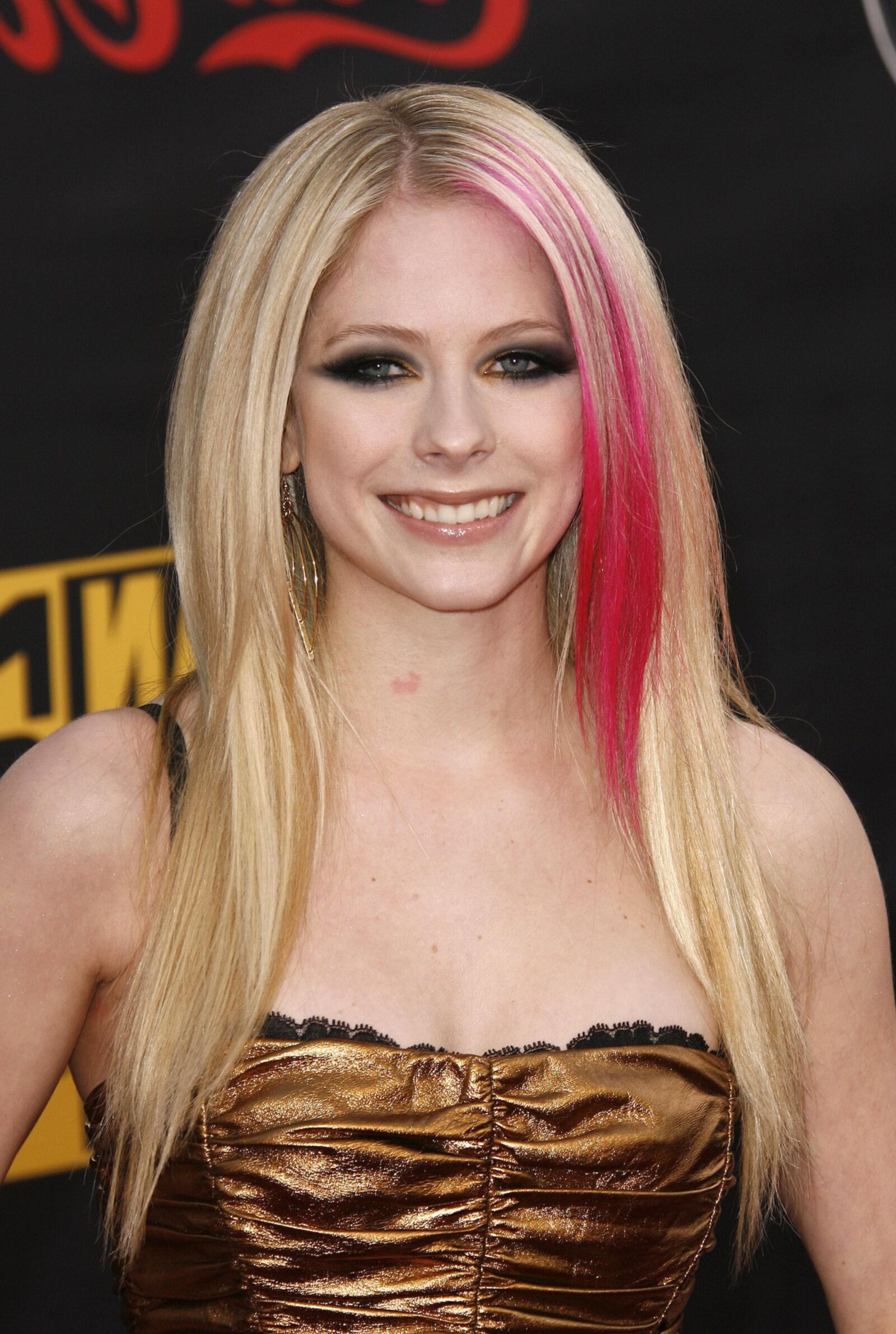 Avril Lavigne, la plus jolie fille de tous les temps