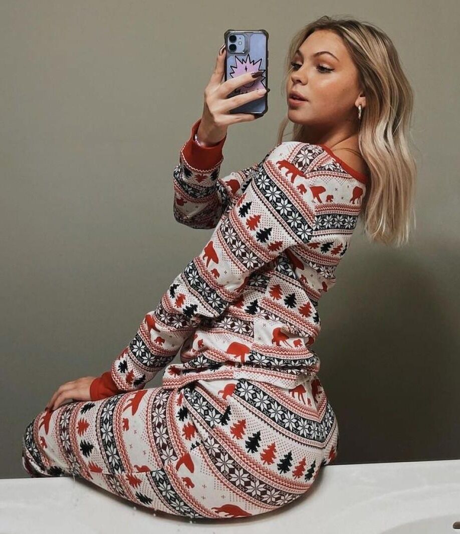 Jordyn Jones Christmas Teaser.