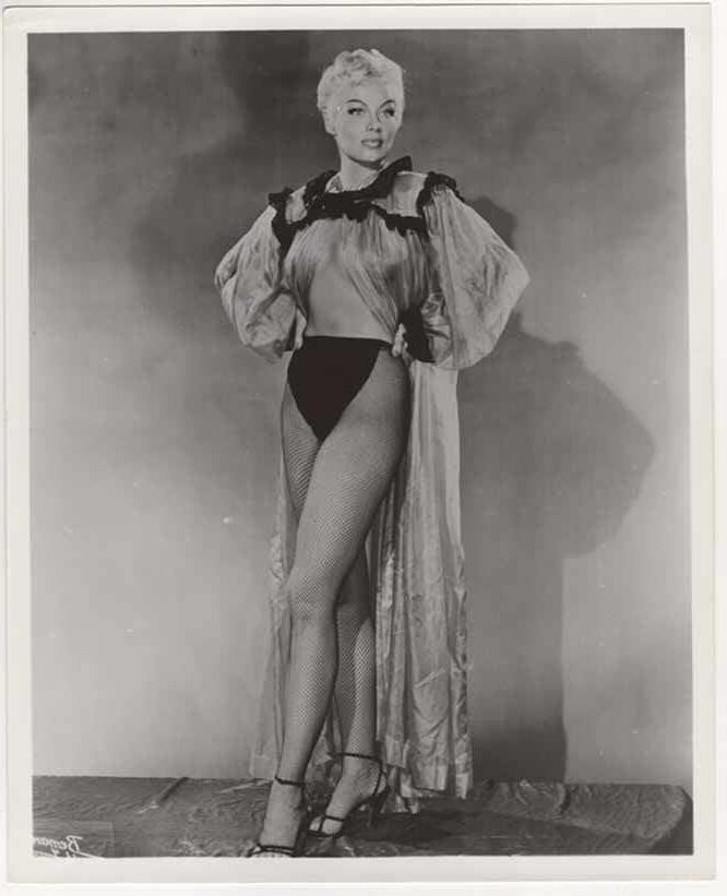 STRIPPER LILI ST. CYR