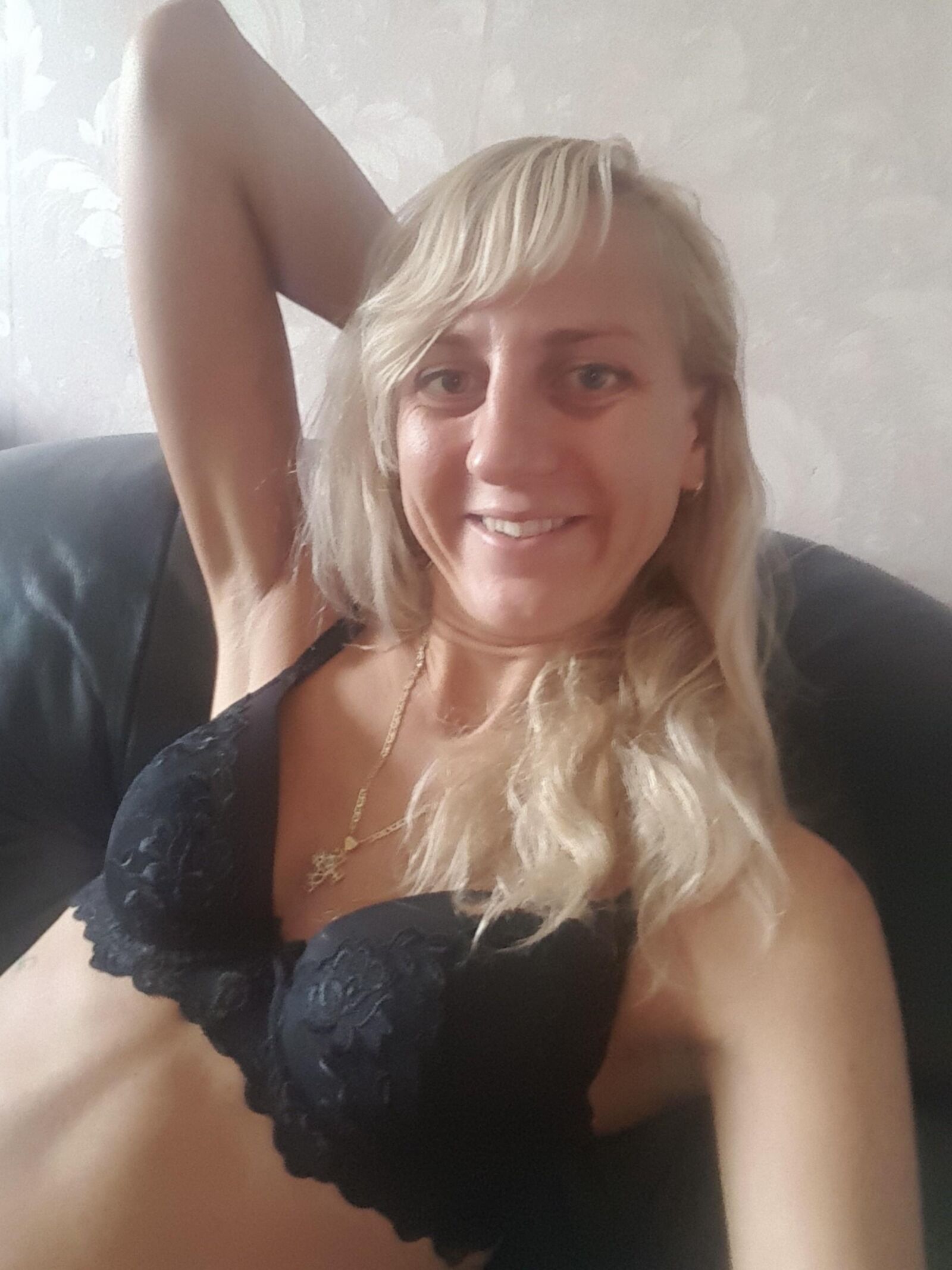 Mature German selfie nudes