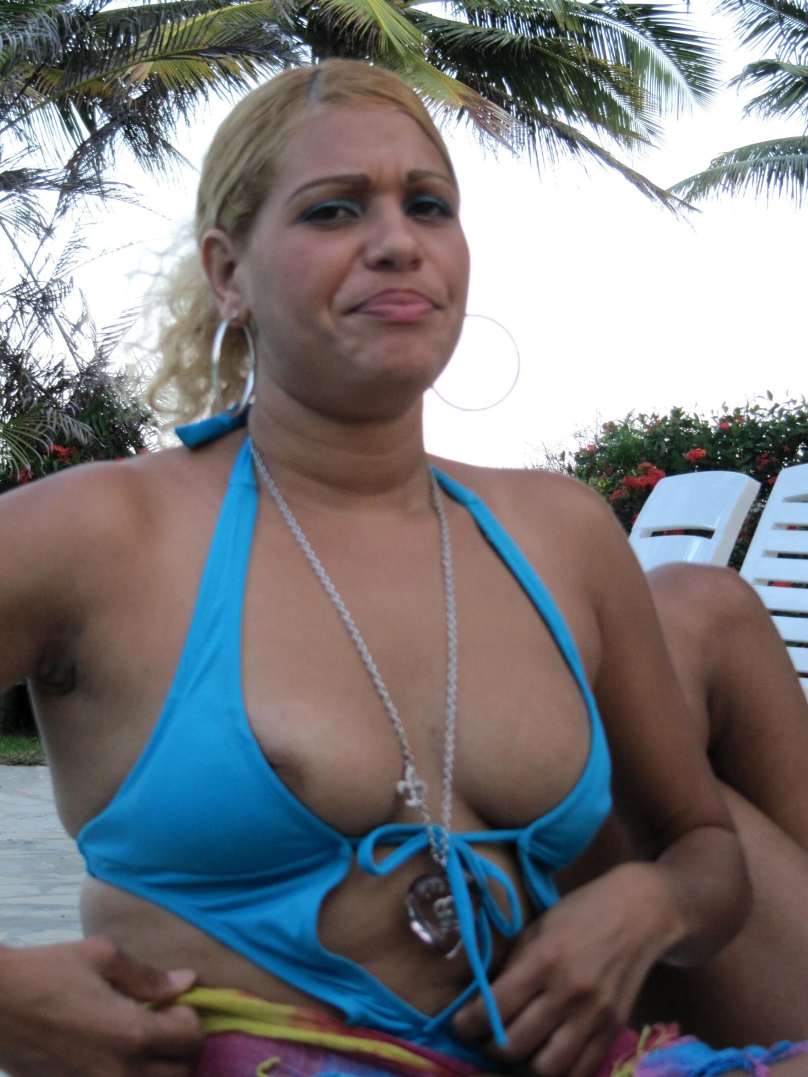 Versaute blonde latina milf