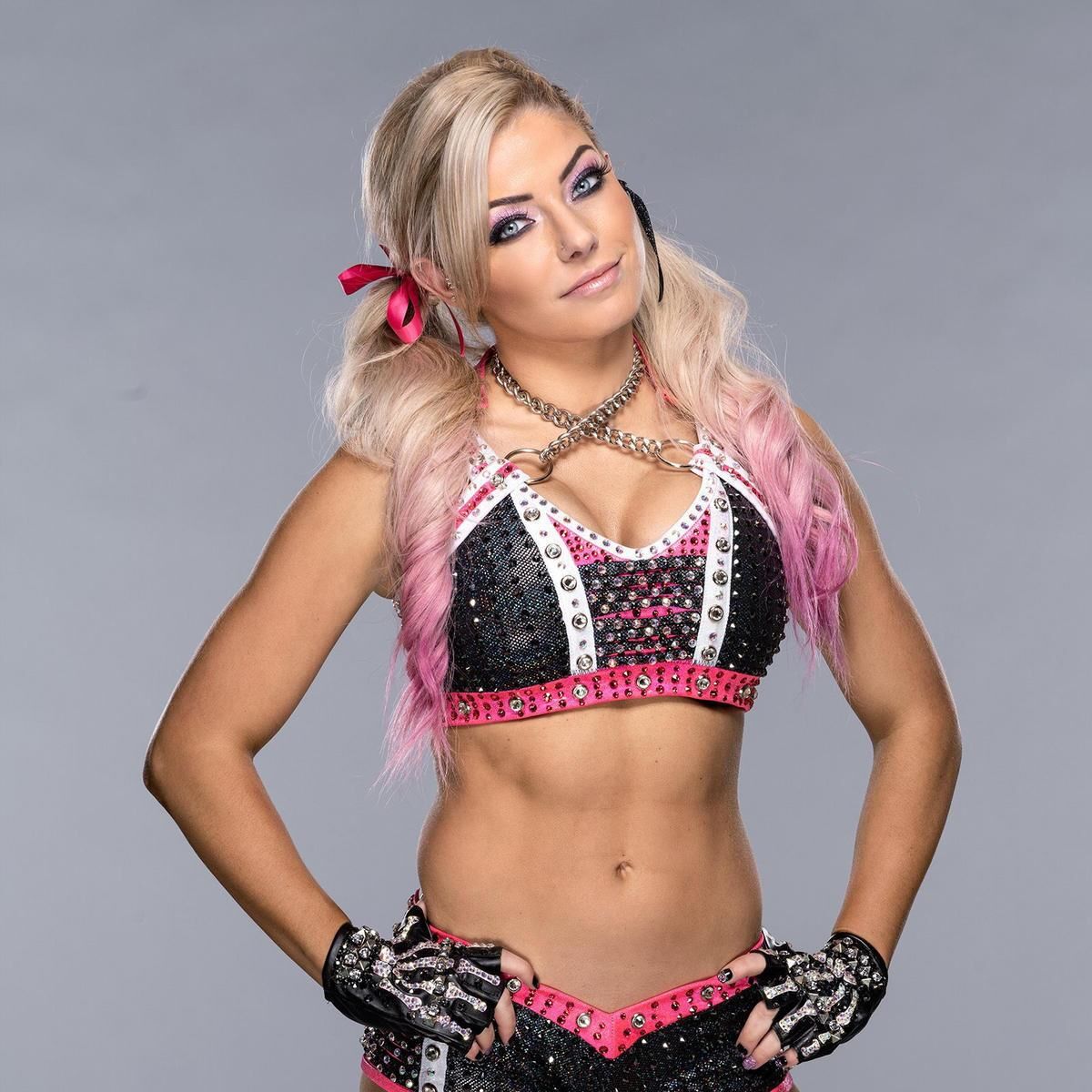 Alexa Bliss（WWE）（）