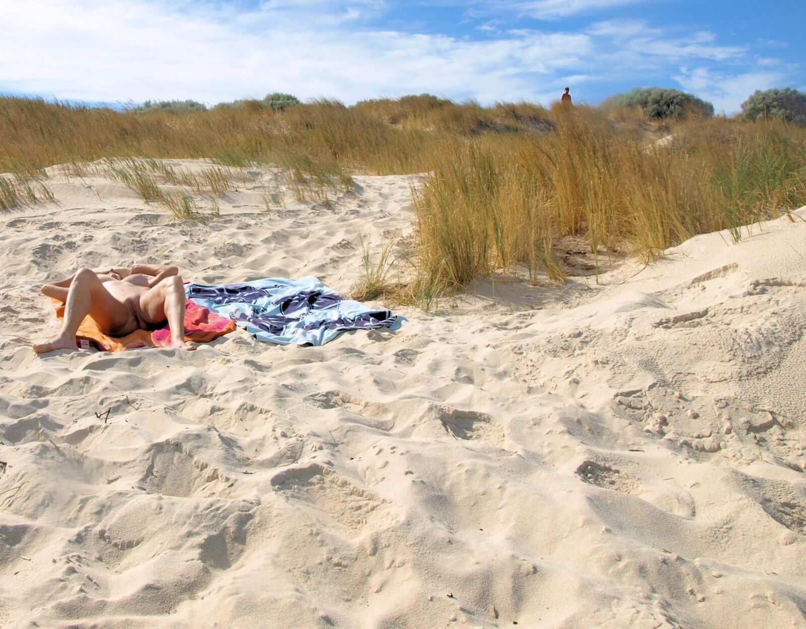 ❤️ Méparelle diane nue à la plage🏊‍♀️❤️!