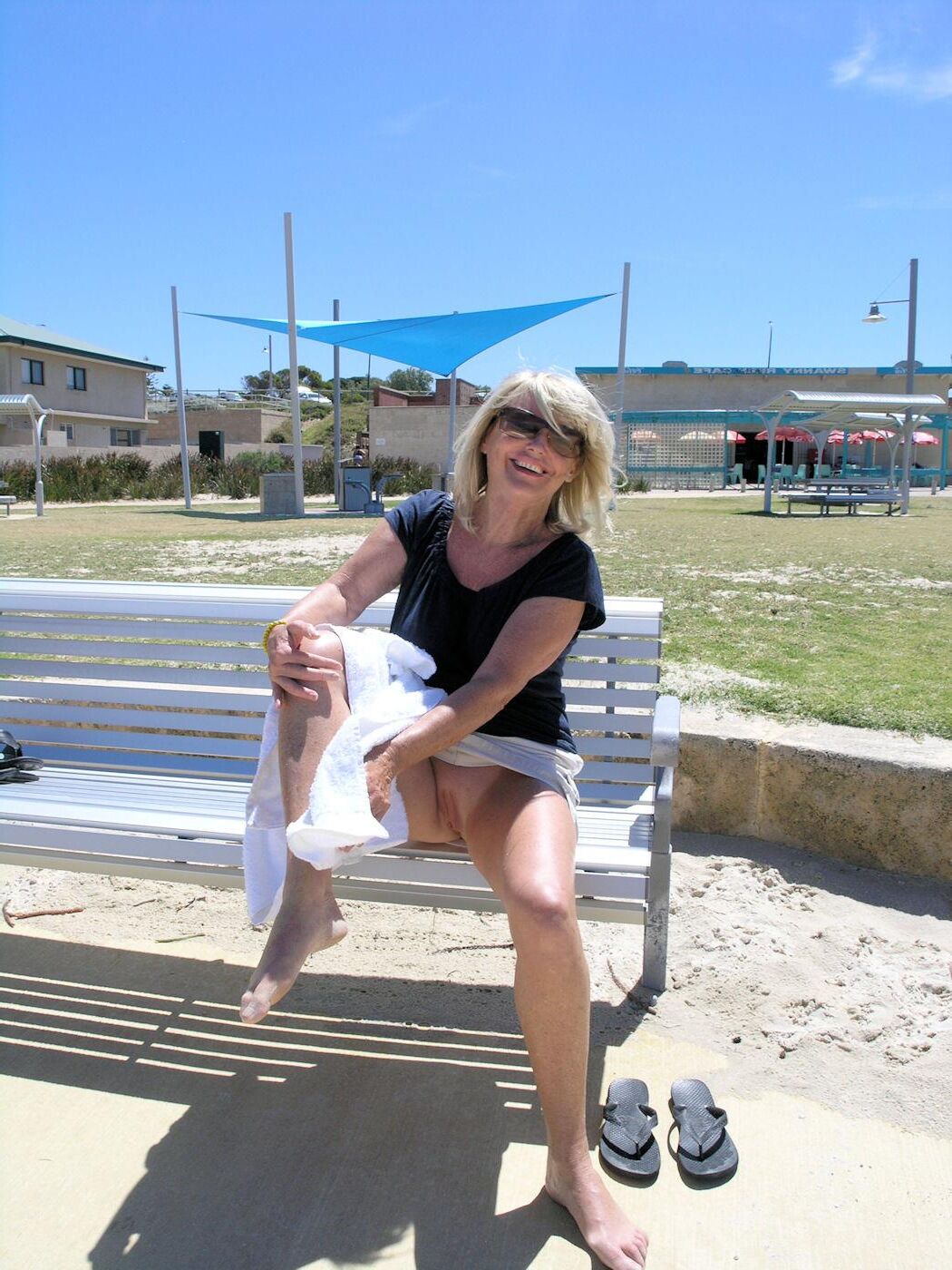 ❤️ Méparelle diane nue à la plage🏊‍♀️❤️!