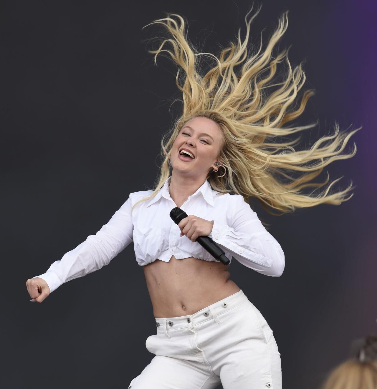 Zara Larsson - se produit au Radio Big Weekend à Dundee