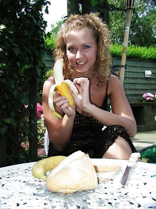 Blonde Banana Fun