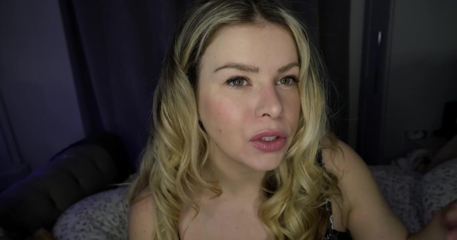 Scottish Murmurs ASMR Larde Night Chat a annoncé une grossesse