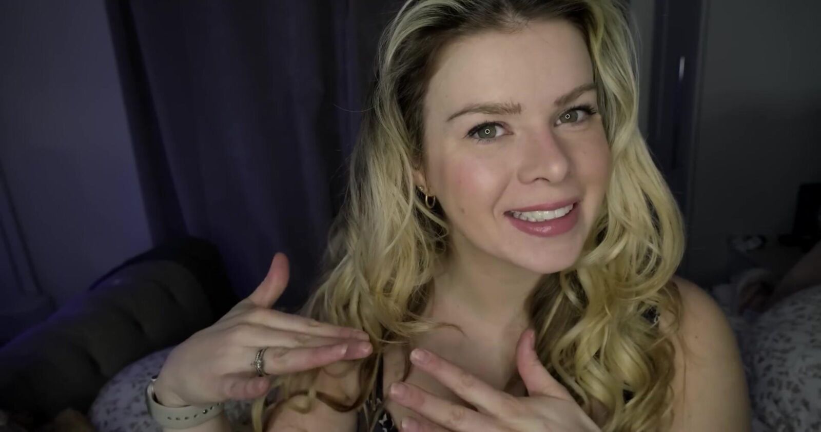 Scottish Murmurs ASMR Larde Night Chat a annoncé une grossesse