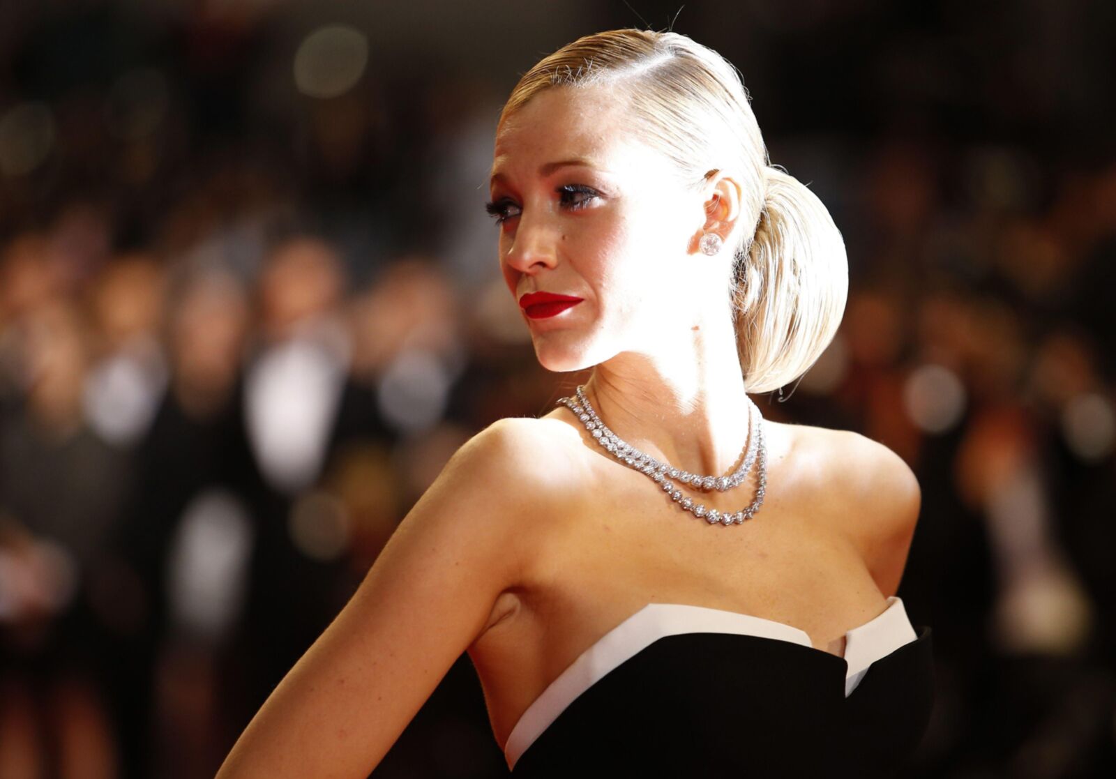 Blake Lively - Premiere «Captifs» -