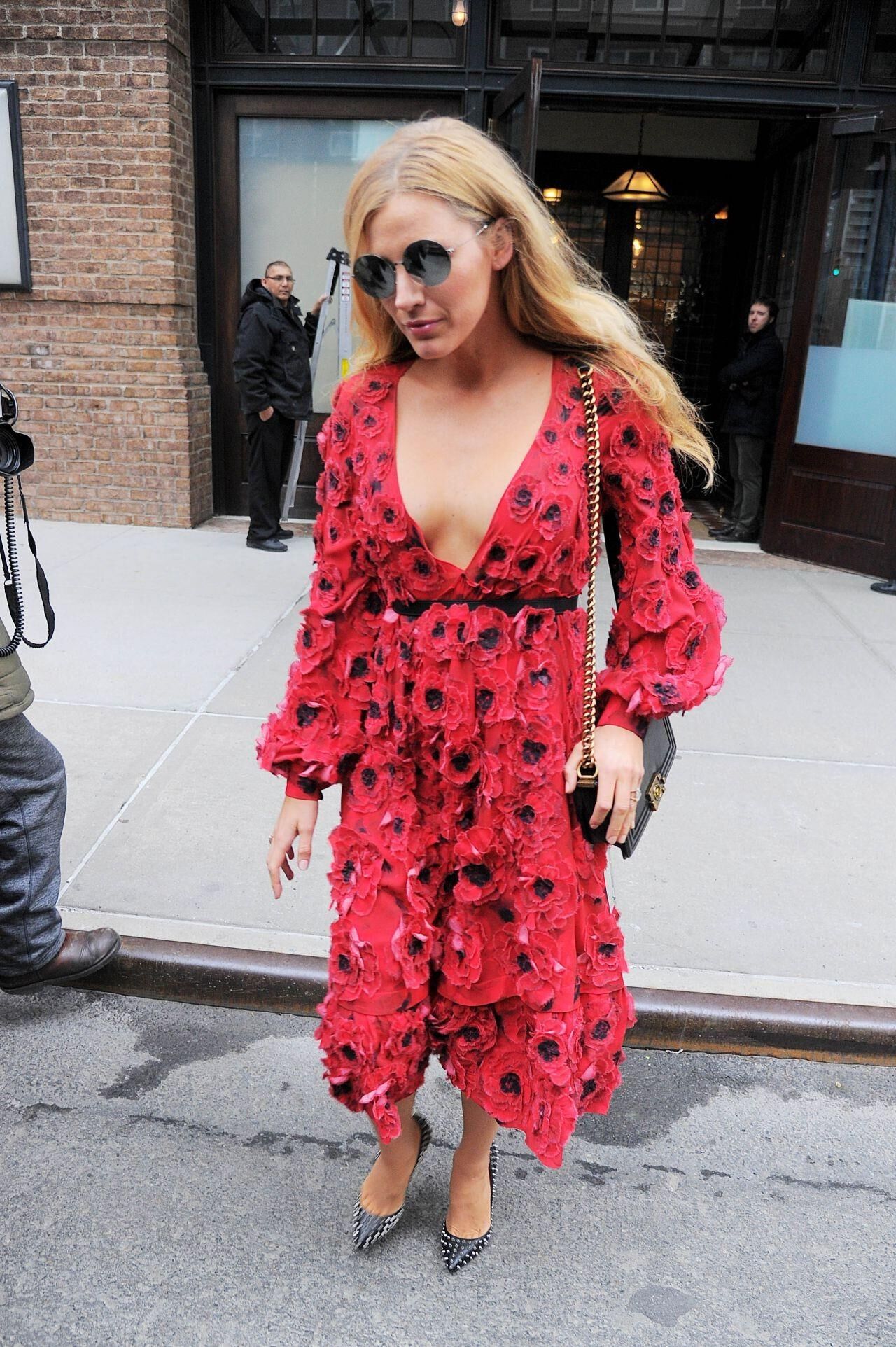 Blake Lively Style – Leaving Her Hotel and Shopping in New