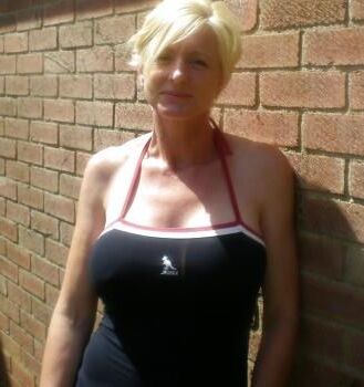 Tess uk blonde mature wife