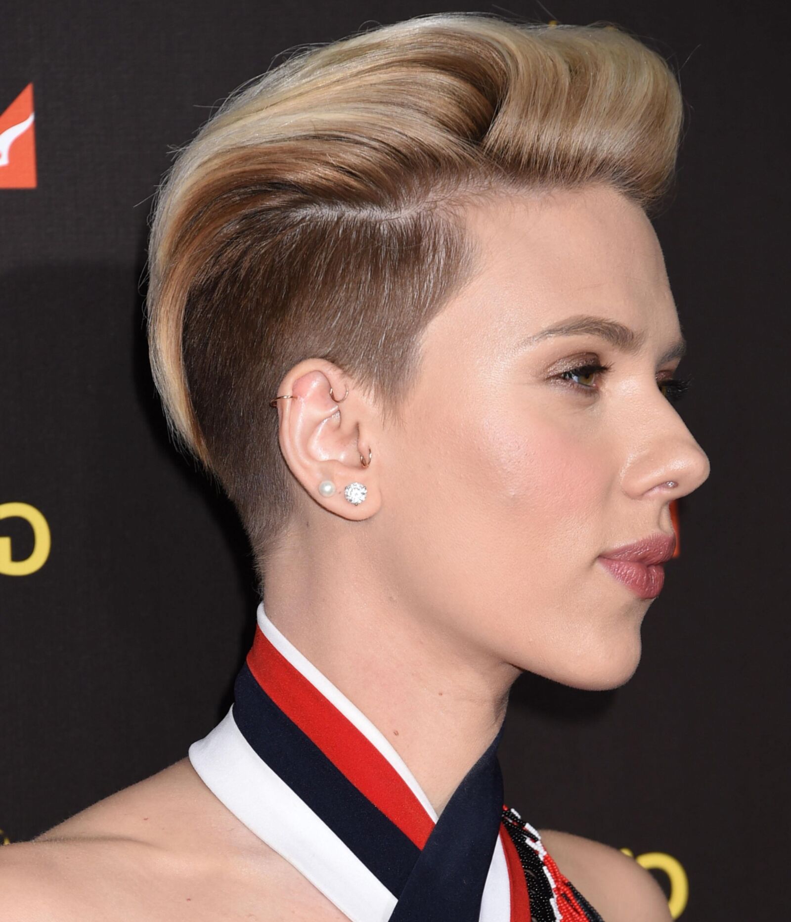 Scarlett Johansson – G’Day USA Gala AACTA Internatio