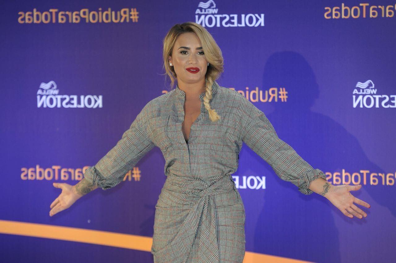 Demi Lovato – ‘Koleston Astonishing Blonde