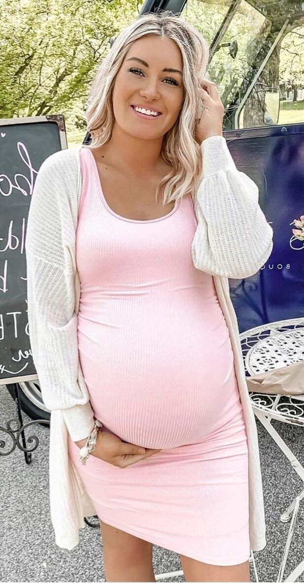 Blonde Preggo Power