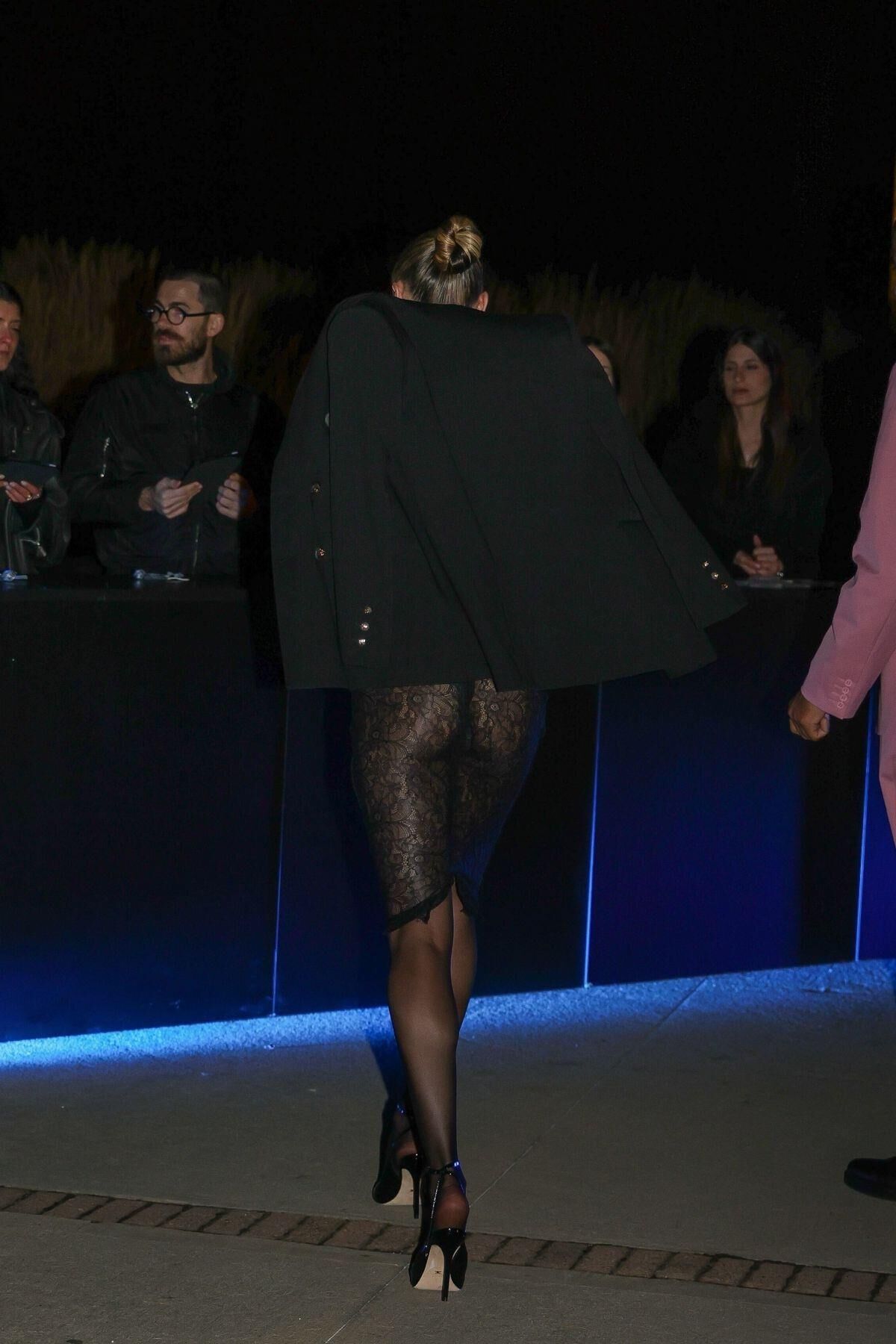 Candice Swanepoel arrive à Vogue Party