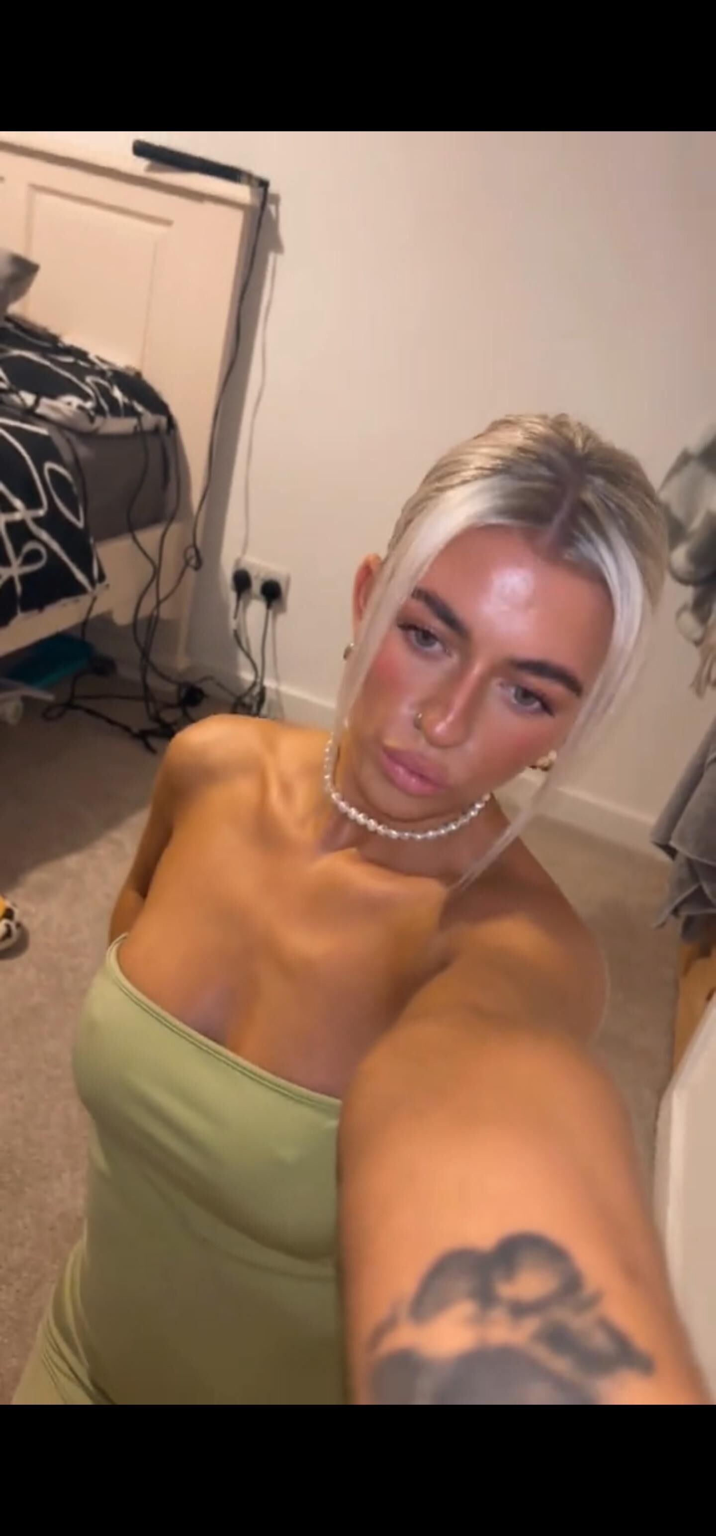 UK Scottish Slutty Blonde Chav