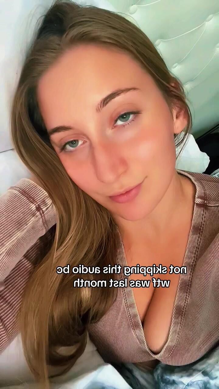 エミービッグロバチットゴージャスなブロンドのインスタグラムの女の子ミックスホットショット