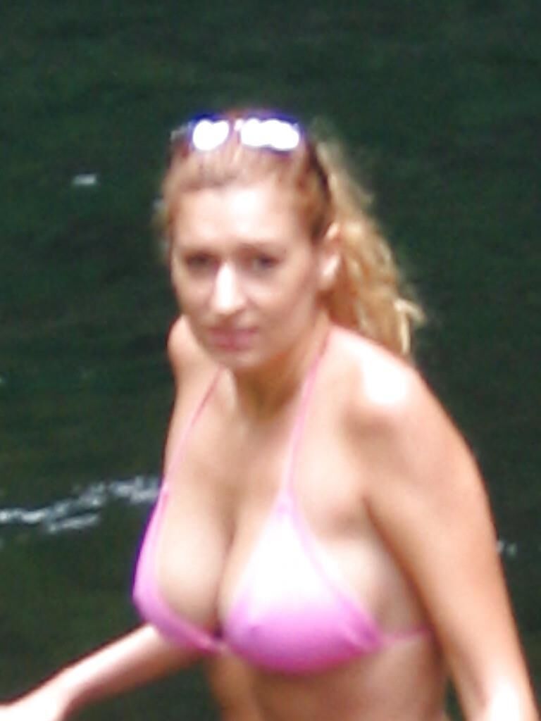 Fodendo French Milf Big Mamas Caroline et Ses Gros Nichons