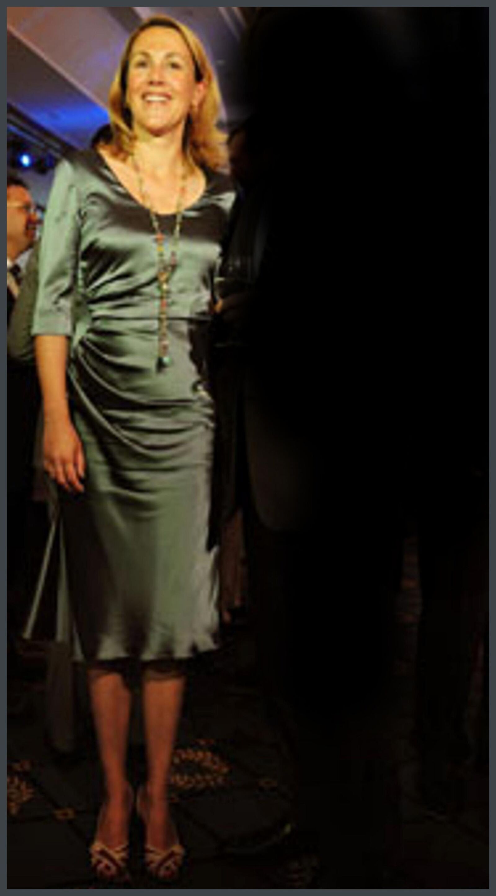 Bettina W. Gesellschaftsdame Fuer Schoen Geilen Fick！