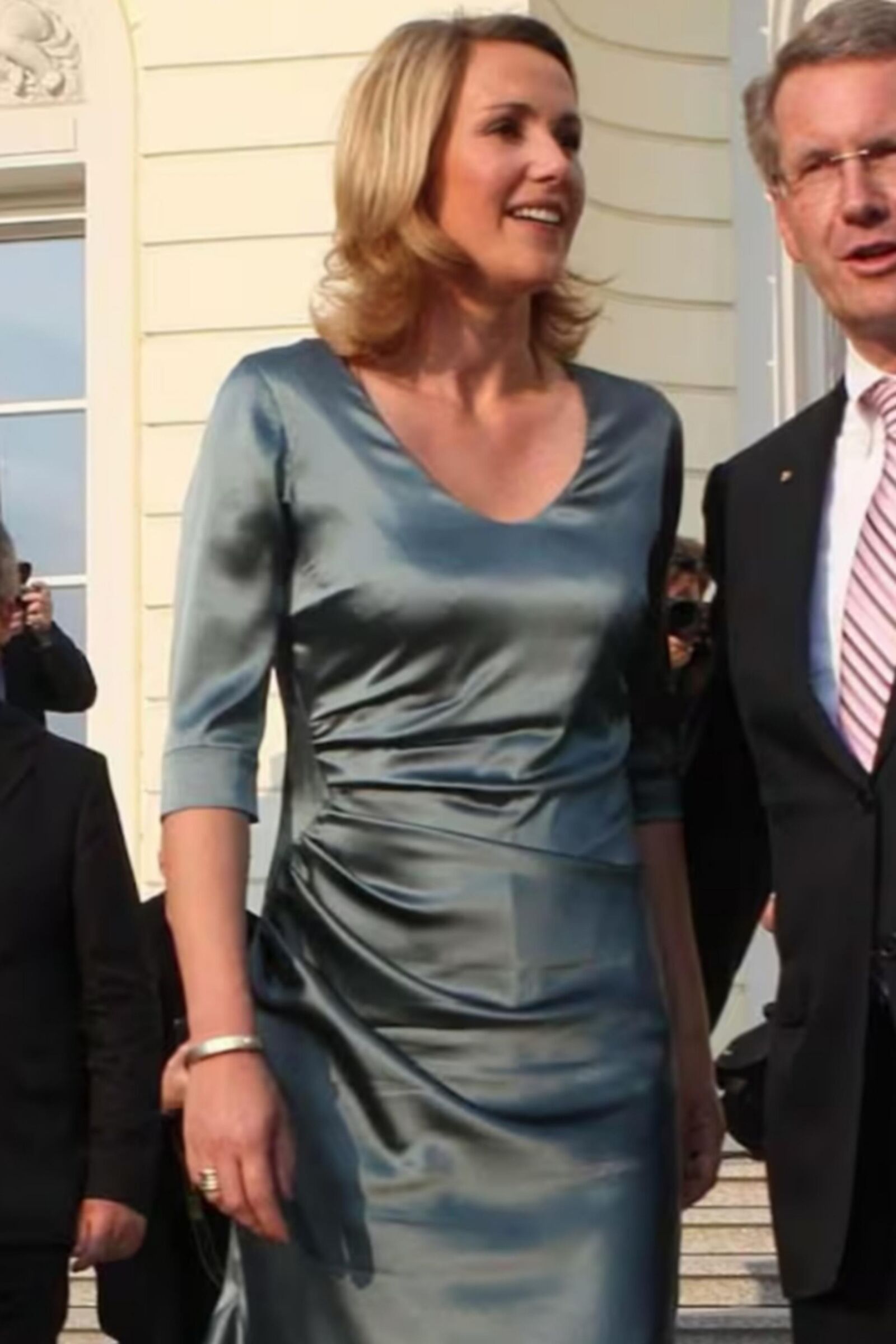 Bettina W. Gesellschaftsdame Fuer Schoen Geilen Fick！