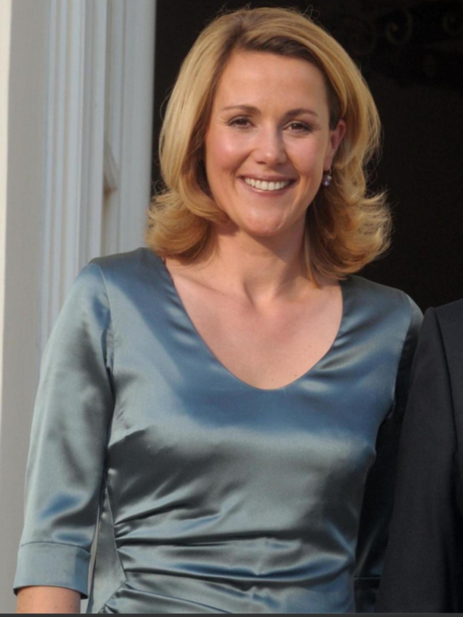 Bettina W. Gesellschaftsdame Fuer Schoen Geilen Fick！