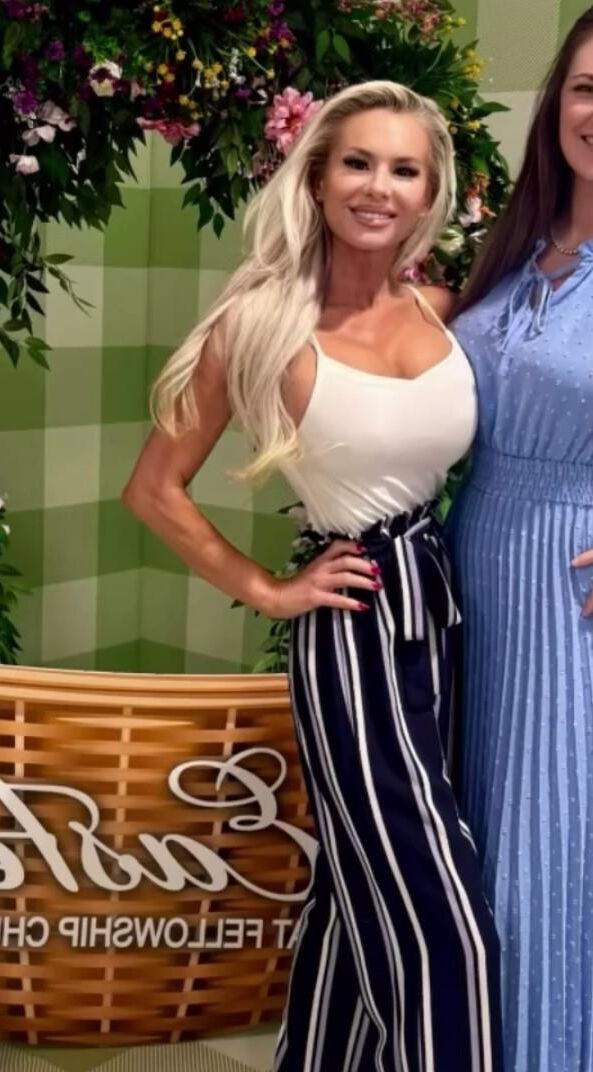 Bimbo Milf Mom